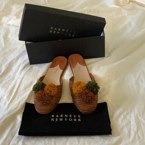 BARNEYS NEW YORK straw pom pom slides leather sole